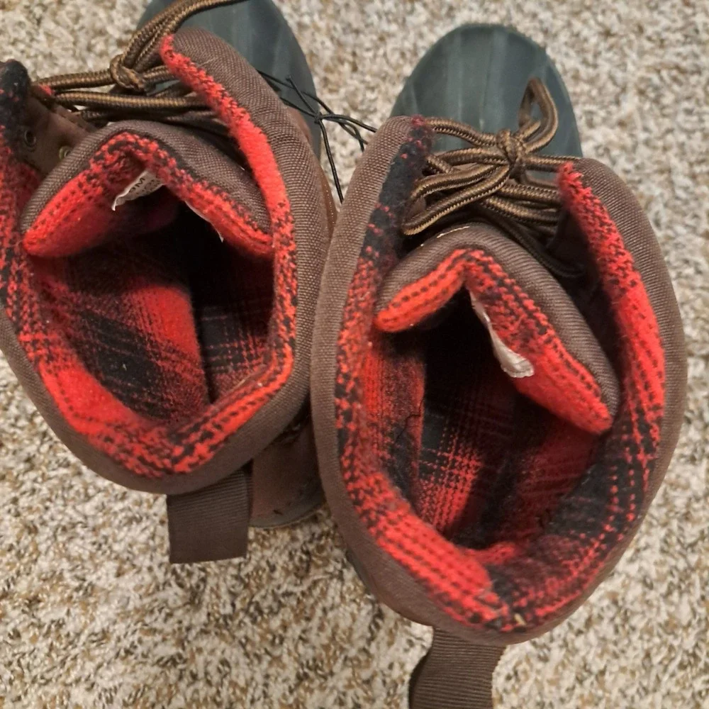Eddie Bauer Men's Donner Duck Boots Brown Waterproof Plaid Lined‎ New Size 9